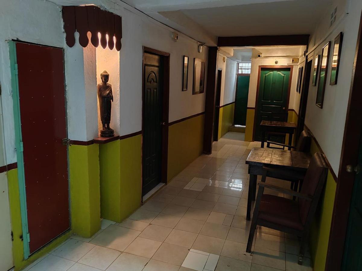 Soben Cafe Guesthouse & Restaurant シェムリアップ エクステリア 写真