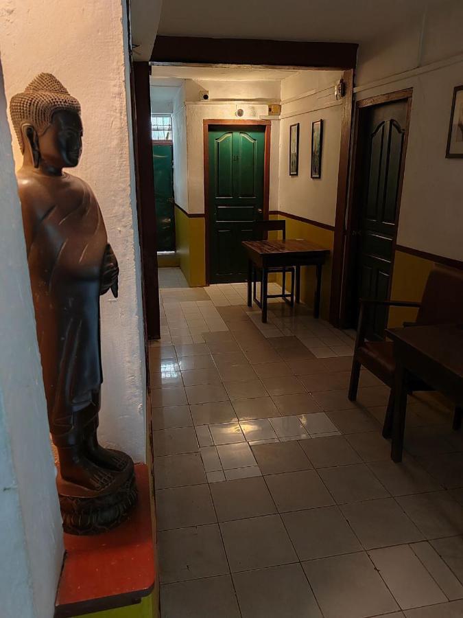 Soben Cafe Guesthouse & Restaurant シェムリアップ エクステリア 写真