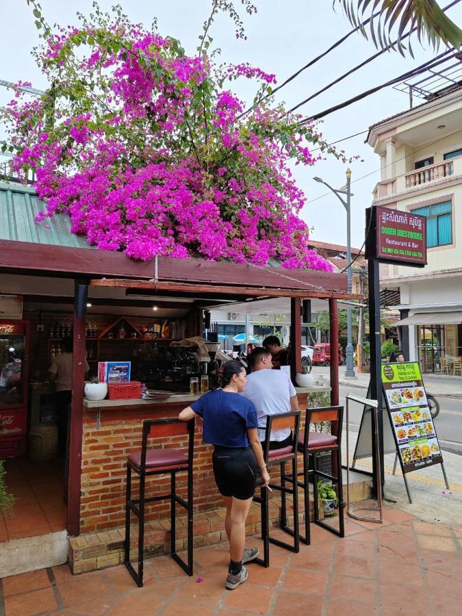 Soben Cafe Guesthouse & Restaurant シェムリアップ エクステリア 写真