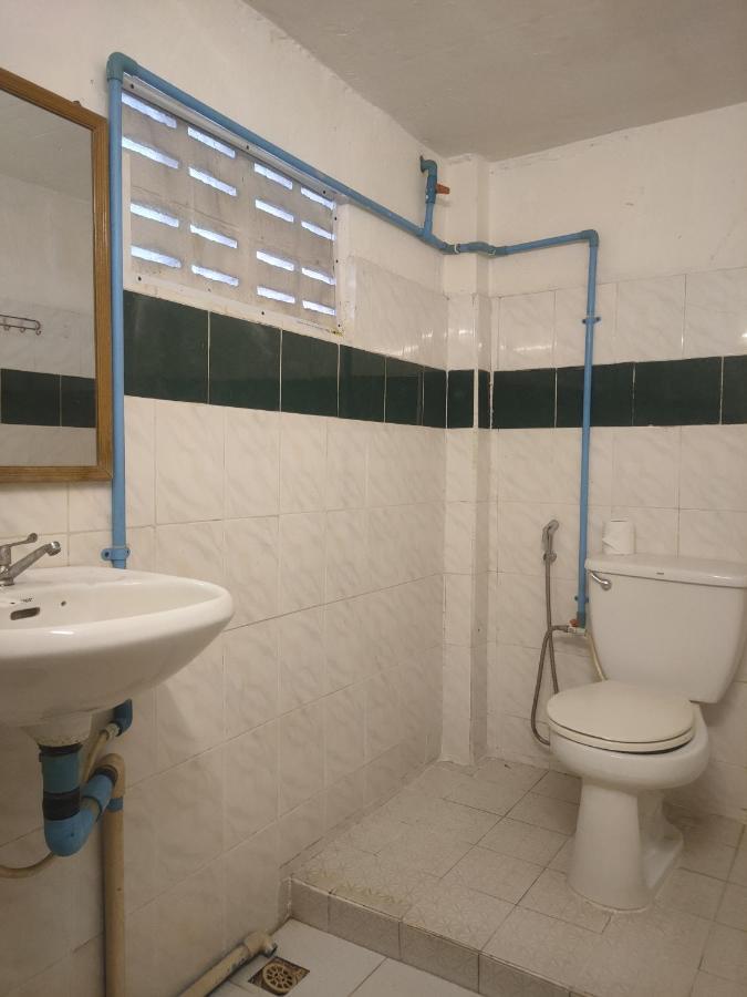 Soben Cafe Guesthouse & Restaurant シェムリアップ エクステリア 写真