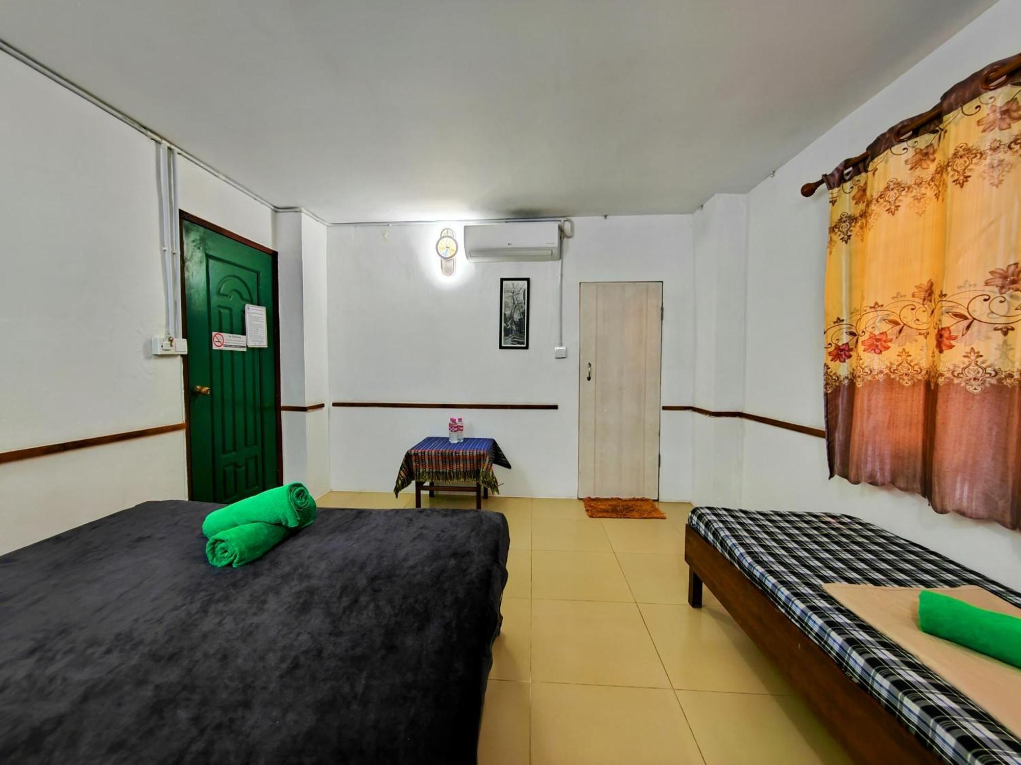Soben Cafe Guesthouse & Restaurant シェムリアップ 部屋 写真