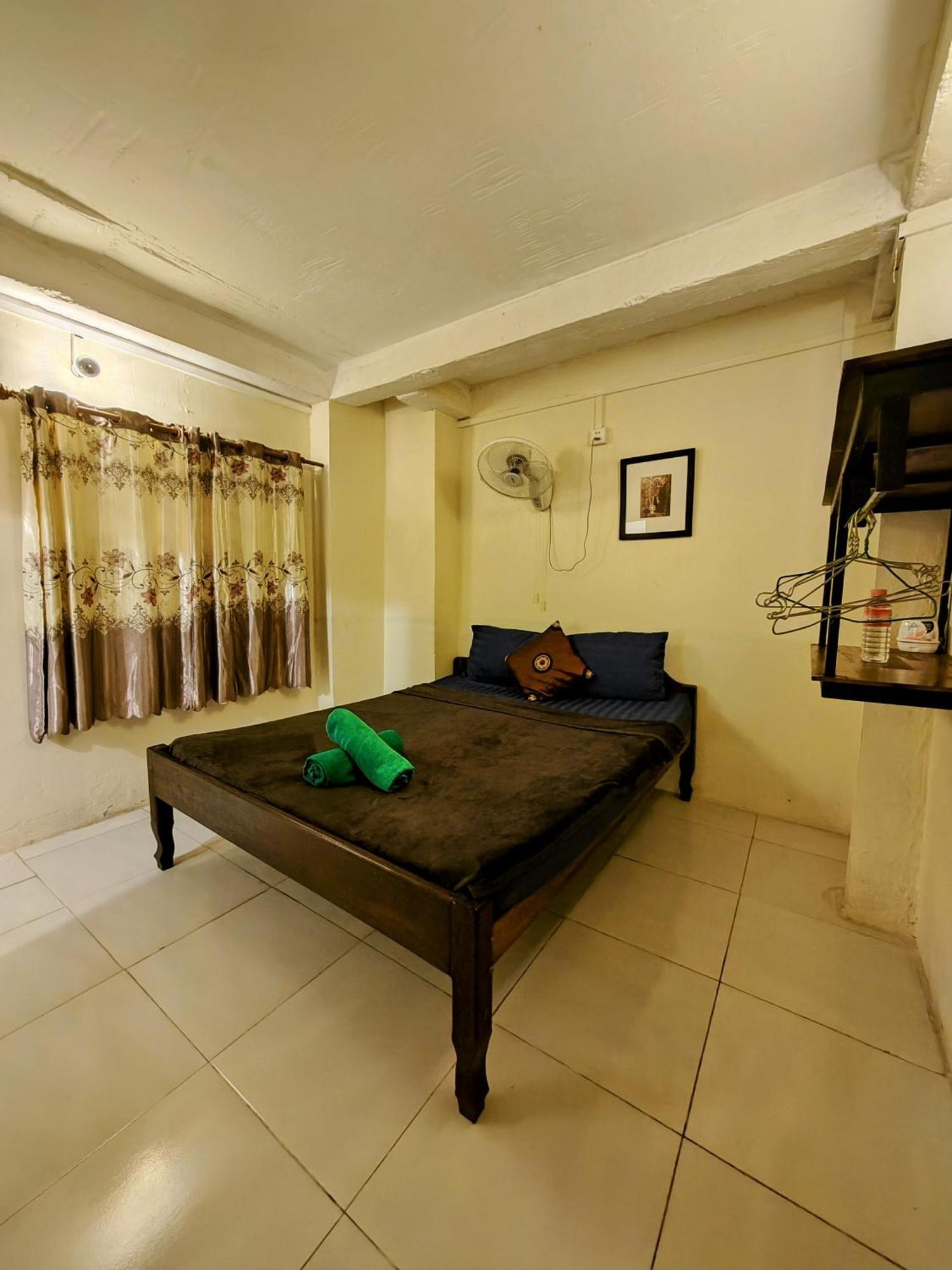 Soben Cafe Guesthouse & Restaurant シェムリアップ 部屋 写真